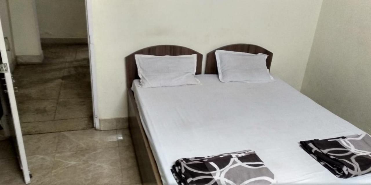 Adarsh Lodge Jamshedpur Zewnętrze zdjęcie